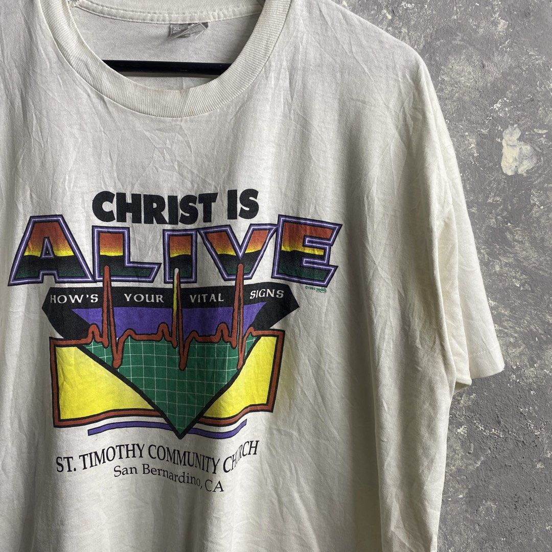 Vintage Jesus Tee (Category: Tshirts & Polo Shirts ) located in Pasig City. Submitted by lumangkamisa (Listing ID 1469416231, Image 2). Description: XL single stich 90s Minor stain.