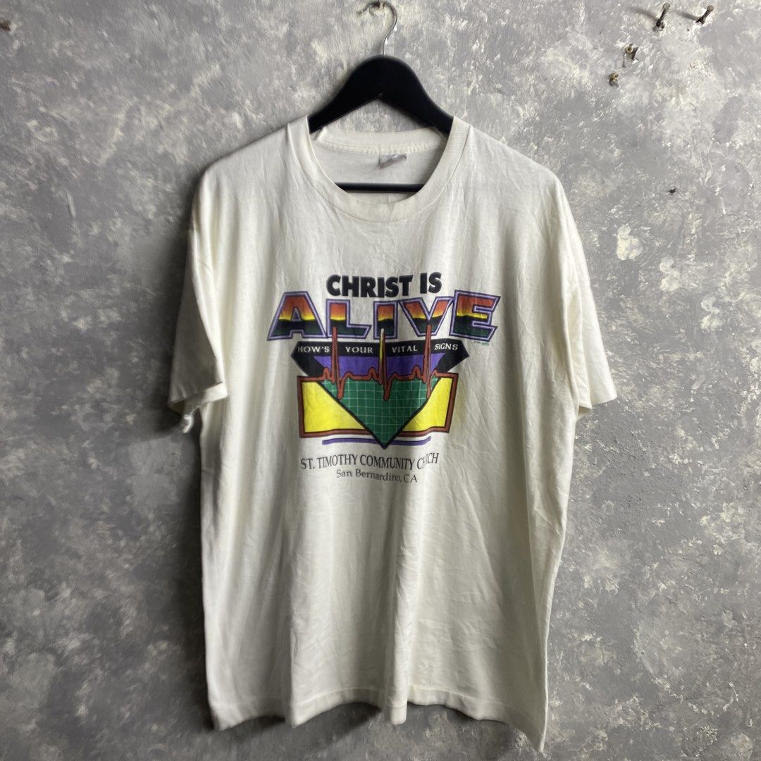 Vintage Jesus Tee (Category: Tshirts & Polo Shirts ) located in Pasig City. Submitted by lumangkamisa (Listing ID 1469416231, Image 1). Description: XL single stich 90s Minor stain.