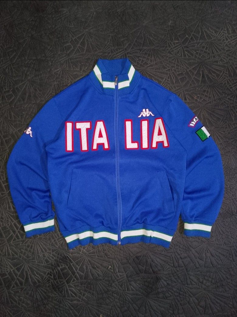 VINTAGE KAPPA' ITALIA (Category: Activewear) located in Saint Bernard. Submitted by j0h_mhongg (Listing ID 1469503185, Image 2). Description: - DIMES: 22 × 27 - NO ISSUE - GOOD AS NEW CONDITION - 10/10 COLOR RATE - VINTAGE KAPPA' ITALIA.