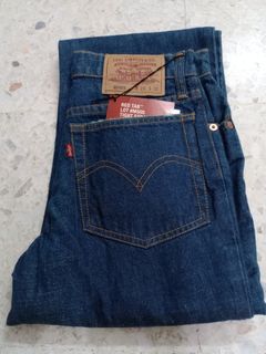 (Category: ) located in . Submitted by loop_closet (Listing ID 1469555628, Image 1). Description: .