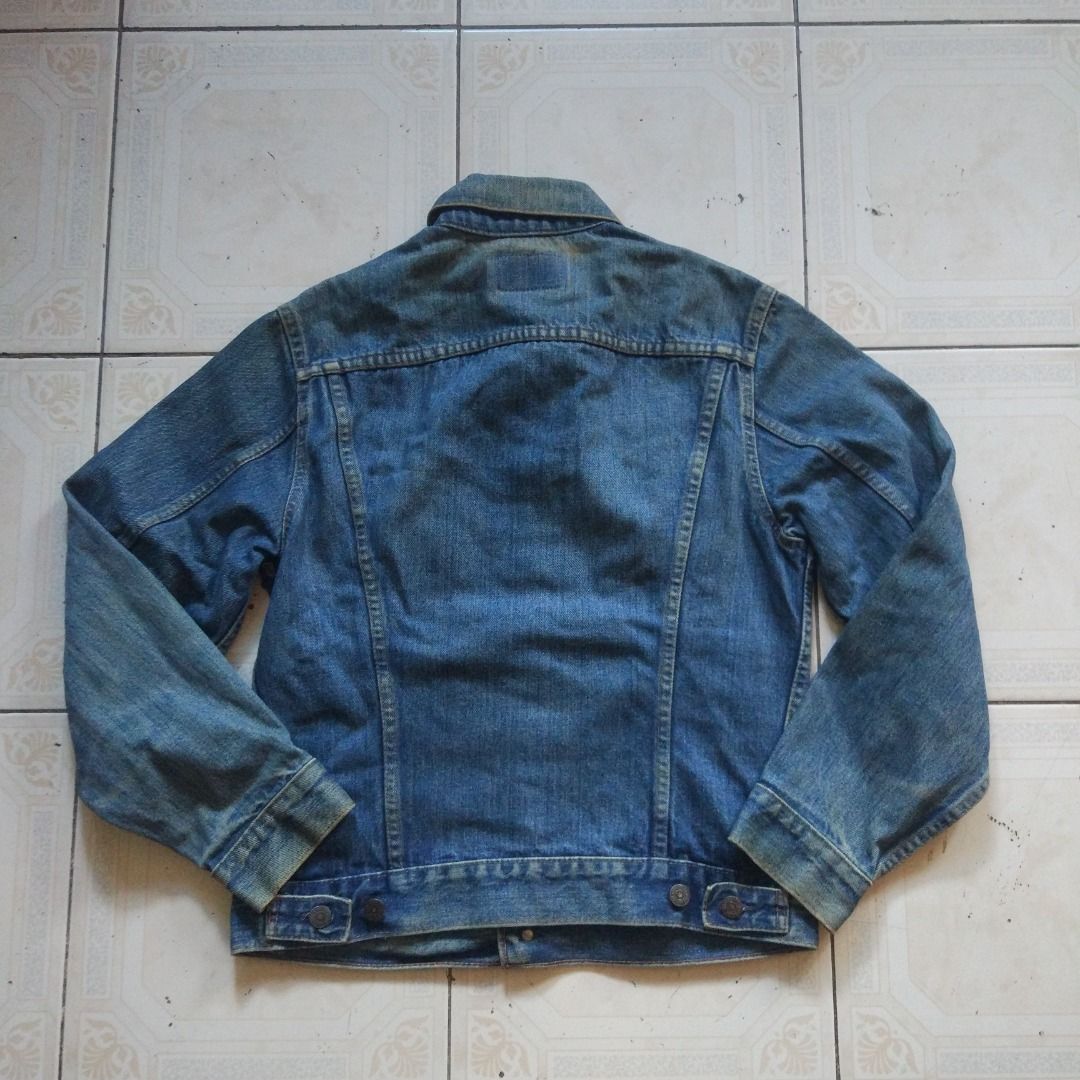 Vintage Levis Canada Denim Jacket 38 (Category: Coats, Jackets and Outerwear) located in Pasay City. Submitted by denimdude.ph (Listing ID 1469450499, Image 2). Description: fade on collar and light distressing, last pics.