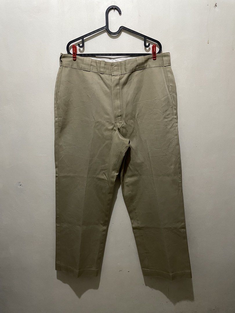 VINTAGE L.L. BEAN CHINO PANTS (Category: Chinos) located in Manila. Submitted by bigboyzcloset (Listing ID 1469418260, Image 2). Description: - Brand: L.L. Bean - Style: Classic beige chino pants - Origin: Made in Freeport, Maine - Details: Sturdy fabric, brass YKK zipper fly, standard belt loops, and button-closure back pockets - Versatility: Clean look, perfect for casual or smart casual wear - Condition/Usage: Solid staple piece for your every