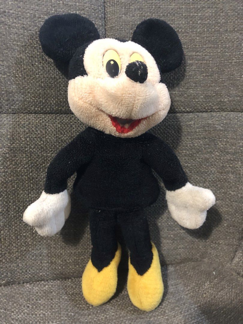 Vintage Mickey Mouse (Category: Interactive Toys) located in Manila. Submitted by jayart.225 (Listing ID 1469406904, Image 3). Description: .