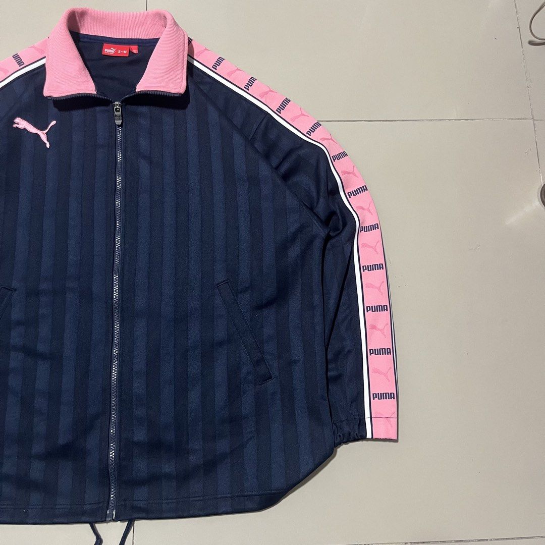 VINTAGE PUMA SHADOW STRIPE SIDE TAPE TRACK JACKET (Category: Coats, Jackets and Outerwear) located in Manila. Submitted by balanse (Listing ID 1469496470, Image 3). Description: SIZE: S-M ON TAG OVERSIZE L-XL FITTINGS DIMES: 24W X 29L EXCELLENT CONDITION. 9.9 HONEST COLOR RATE. ISSUE: C’PRINT SA BACK HIT.