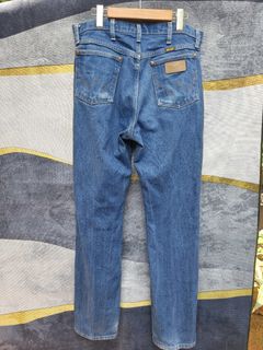 (Category: ) located in . Submitted by thrifter10 (Listing ID 1469433938, Image 1). Description: .