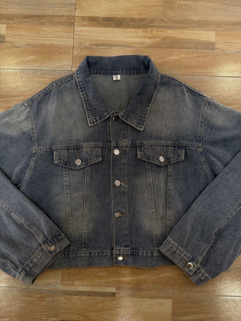Vintage Y2K Denim Tru ker Jacket (Category: Coats, Jackets and Outerwear) located in Manila. Submitted by epicmountain_93c71a (Listing ID 1469434166, Image 3). Description: Style: Vintage denim jacket with a vintage wash finish Hardware: Durable metal button-up front and button cuffs Pockets: Two functional chest pockets with flaps plus convenient side pockets Fit: Standard fit with a structured collar Condition: 8/10 Delivery fee must be paid by