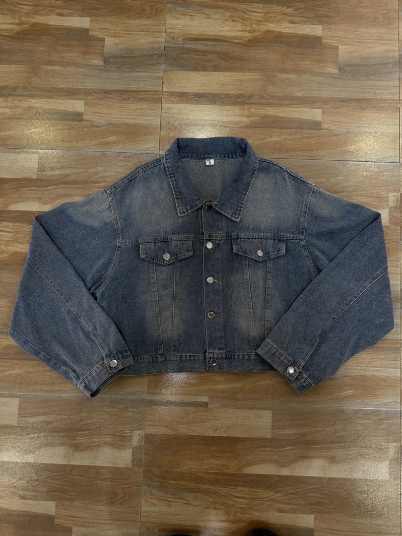 Vintage Y2K Denim Tru ker Jacket (Category: Coats, Jackets and Outerwear) located in Manila. Submitted by epicmountain_93c71a (Listing ID 1469434166, Image 1). Description: Style: Vintage denim jacket with a vintage wash finish Hardware: Durable metal button-up front and button cuffs Pockets: Two functional chest pockets with flaps plus convenient side pockets Fit: Standard fit with a structured collar Condition: 8/10 Delivery fee must be paid by