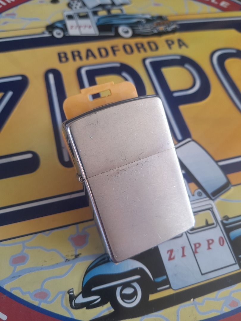 Vintage Zippo Brushed Chrome Lighter (Category: Vintage Collectibles) located in San Pedro. Submitted by taberna_carpe_diem (Listing ID 1469460851, Image 1). Description: Zippo in Brushed Chrome finish w/ Solid chrome deign. W/ case date Oct 1989, insert date Aug 2005. No box, shipping c/o buyer..
