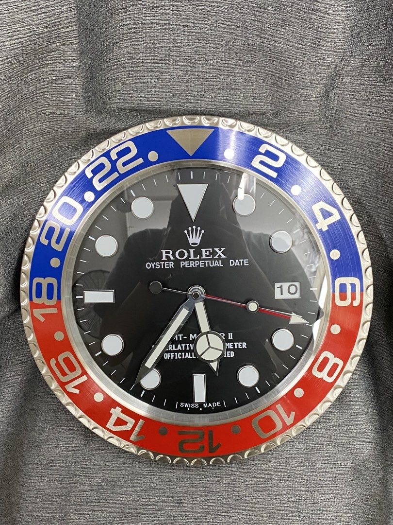 Wall Clock (Category: Wall Decor) located in San Juan City. Submitted by loveswatches22 (Listing ID 1469427941, Image 3). Description: Onhand We Ship Nationwide Same Day Delivery Dm for more details .