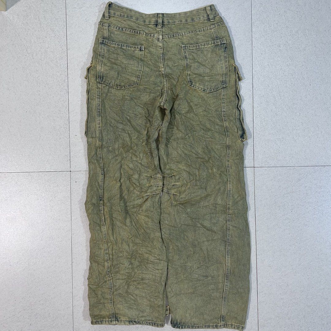 Washed Cargo Pants (Category: Jeans) located in Davao. Submitted by onetwothrift. (Listing ID 1469556532, Image 3). Description: Waist: 30” Length: 43”.