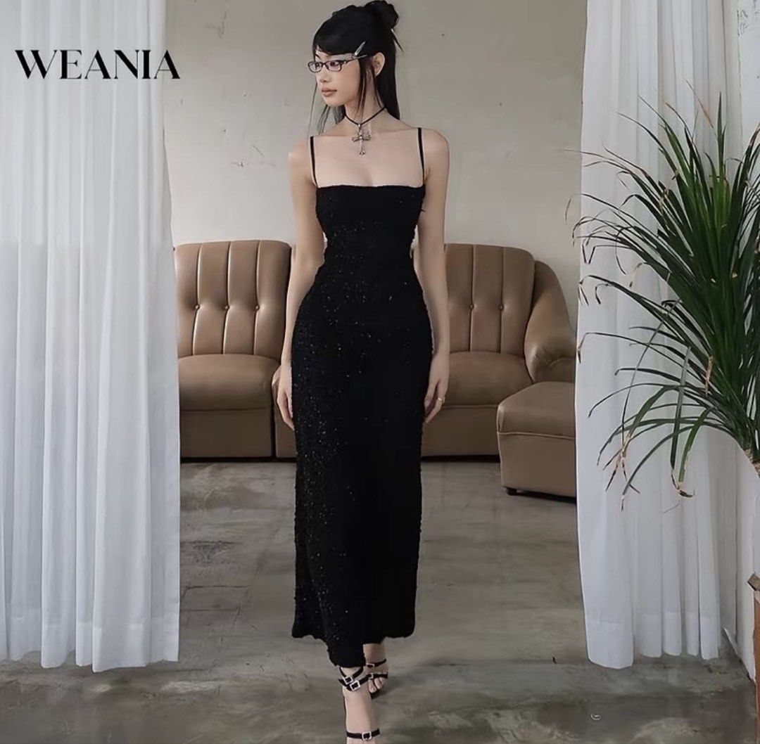 Weania Black Sparkly Backless Long Dress (Category: Evening dresses & gowns) located in Manila. Submitted by pattydeclutters (Listing ID 1469412601, Image 1). Description: - Brand: Weania size small to medium - Material: Textured knit with a soft, fuzzy finish - Design: Spaghetti straps, daring open back with horizontal strap details - Fit: Figure-hugging, floor-length maxi dress - Occasion: Perfect for evening events, parties, and night outs .