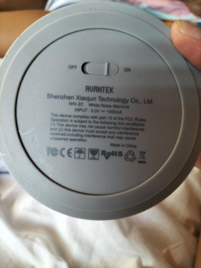 white noise machine (Category: Soundbars, Speakers & Amplifiers) located in Cavite. Submitted by e3prelovedshoppe (Listing ID 1469433486, Image 3). Description: no other issues other than yellowish color scratches and no cord. tanza Cavite location.
