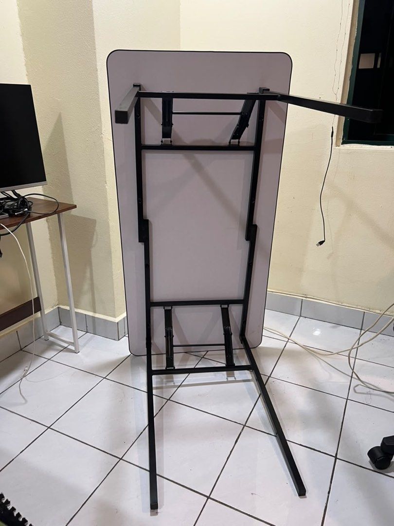White Rectangular Foldable Table / Meja Tuition (Category: Tables & Sets) located in Kuala Lumpur. Submitted by kins.archive (Listing ID 1469463157, Image 2). Description: - Self collect & Desa Kiara Condominium TTDI.