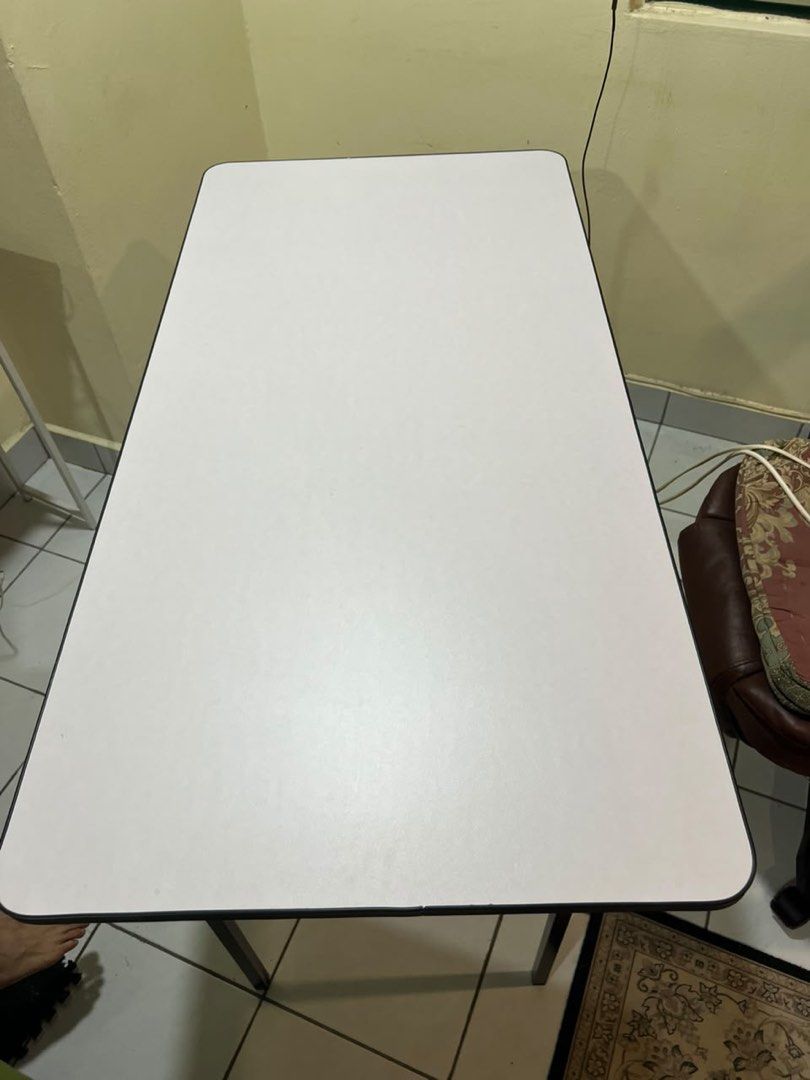 White Rectangular Foldable Table / Meja Tuition (Category: Tables & Sets) located in Kuala Lumpur. Submitted by kins.archive (Listing ID 1469463157, Image 1). Description: - Self collect & Desa Kiara Condominium TTDI.