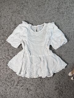 (Category: ) located in . Submitted by fromadollscloset (Listing ID 1469433509, Image 1). Description: .