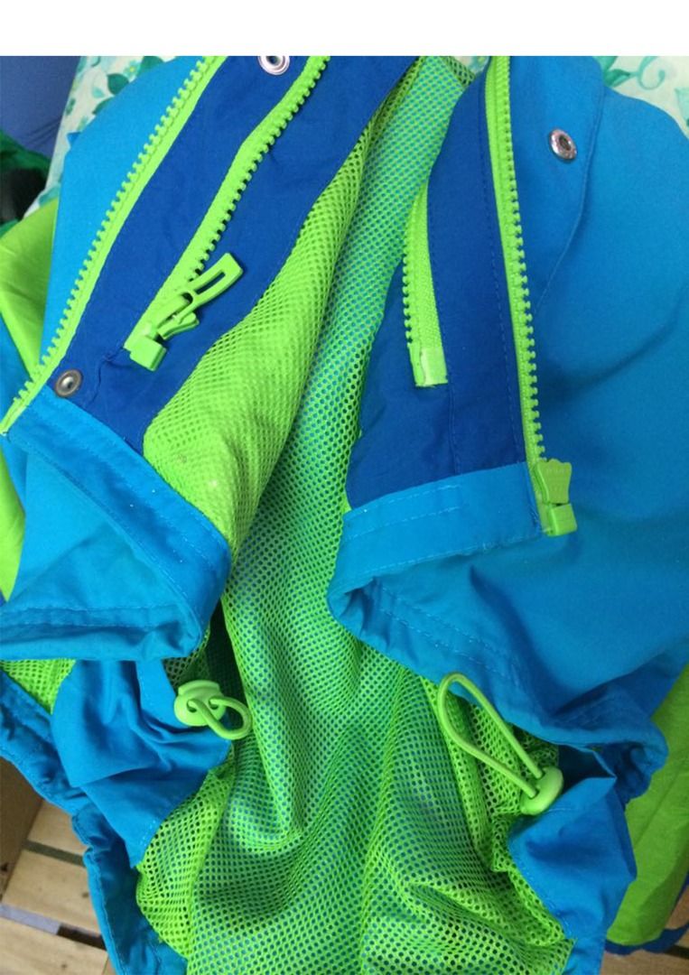 Wind Breaker Jacket (Category: Coats, Jackets and Outerwear) located in Caloocan City. Submitted by goodfindthriftest2026 (Listing ID 1469450233, Image 3). Description: Sign of usage on the bottom part of sleeve (ribbings} see image..