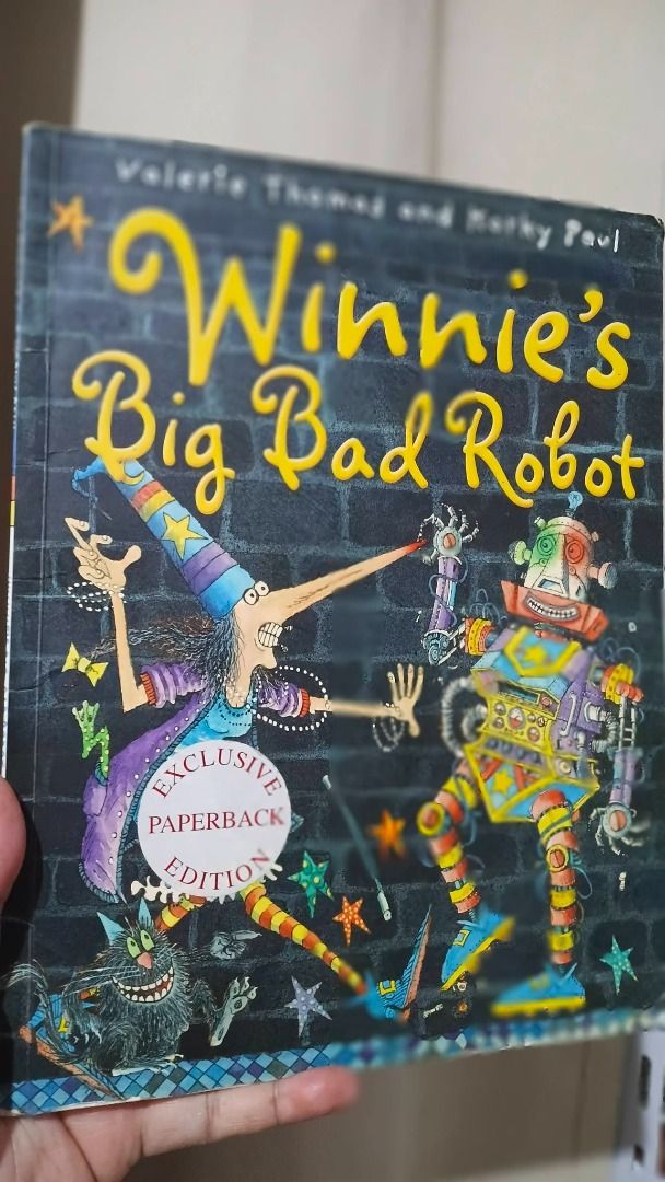WINNIE THE WITCH - 11 BOOKS ( PB) (Category: Children's Books) located in Cagayan de Oro. Submitted by crome2024 (Listing ID 1469530512, Image 3). Description: .