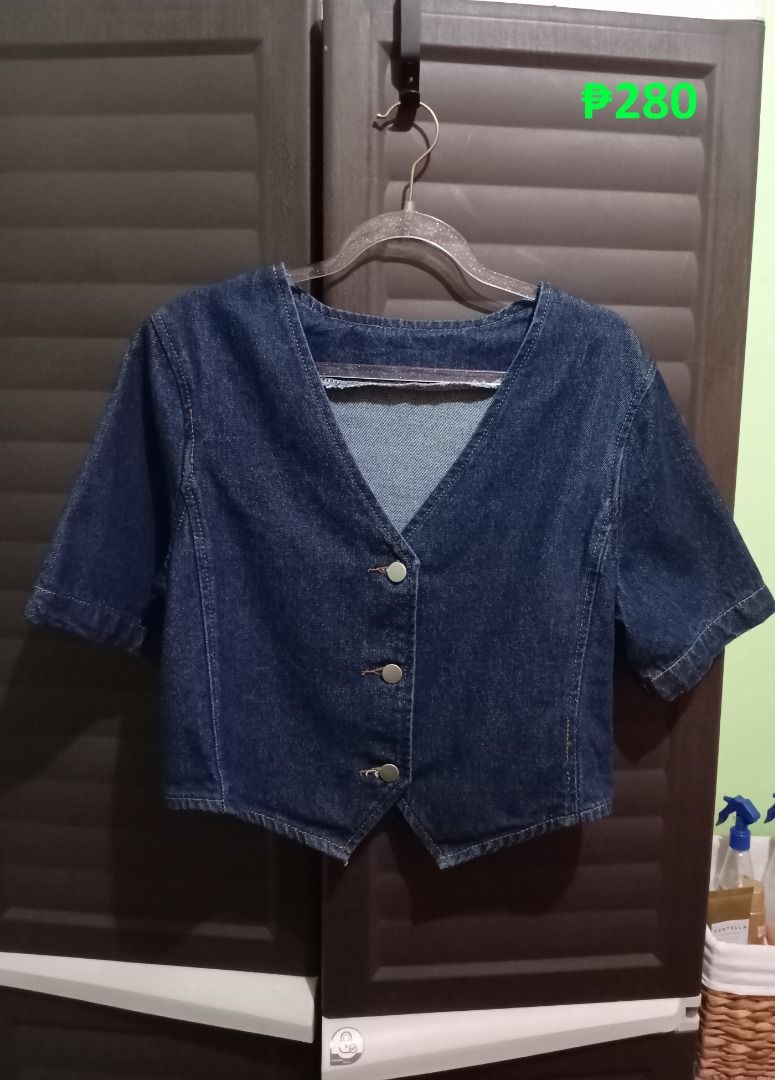 SHEIN and H&M Top - Bundle of 2 (Category: Blouses) located in Cainta. Submitted by stardust.1111 (Listing ID 1469152837, Image 1). Description: 1. SHEIN Denim Top - ₱280 Size: XS Shoulder: 16" Length: 17.5"–19" Width: 17" 2. H&M Top - ₱180 Color: Dark Teal Blue Size: US/EUR Large Shoulder: 15" Length: 22" Width: 15.5" Material: Organic Cotton Blend Both items are in excellent condition. RFS: Received as gifts but never used..