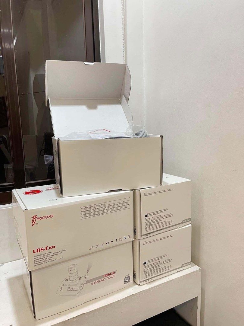 Woodpecker UDS-E LED (Category: Medical Supplies & Tools) located in Manila. Submitted by jarrd.xx (Listing ID 1469406055, Image 1). Description: - Authentic Woodpecker UDS-E LED Ultrasonic Scaler box set - Functions: Scaling, perio, and endo treatments - Detachable LED handpiece with non-heating tips and automatic water supply mode - Complete inclusions: Main unit, power supply, foot switch, water bottles, and manual - Full tip set: G1, G4, G5, 