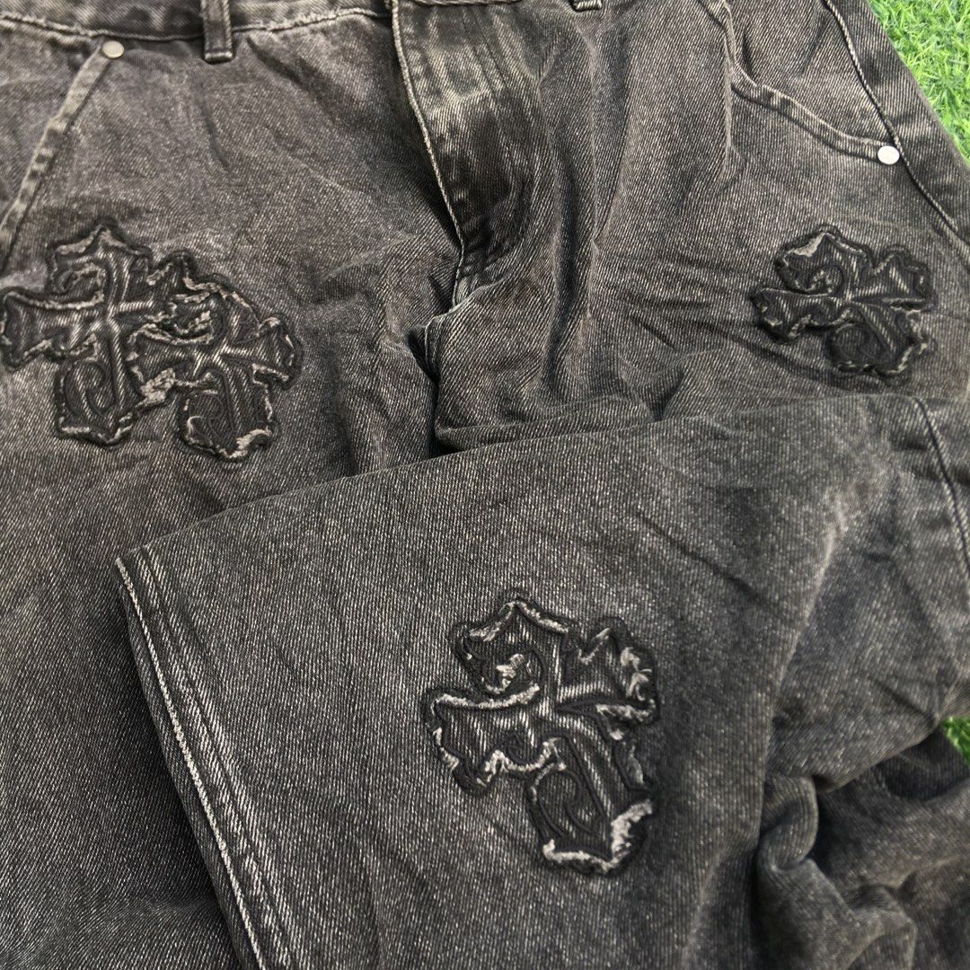 Y2K DISTRESS THREEAGAINTHREE3 WASHED BLACK BAGGY CROSS PATCH (Category: Jeans) located in Mariveles. Submitted by thrift.to.brand_ (Listing ID 1469421436, Image 3). Description: 🔥 VERY RARE / UNDERGROUND STREETWEAR PIECE 🔥 ₱650 + SF (SHIPPING FEE WILL BE SHOULDERED BY THE BUYER) Selling these sick, heavy-weight distressed baggy denim pants from the indie label Threeagainthree3. Perfect for the Y2K, Opium, Grunge, Skater, or Cyberpunk aesthetic.