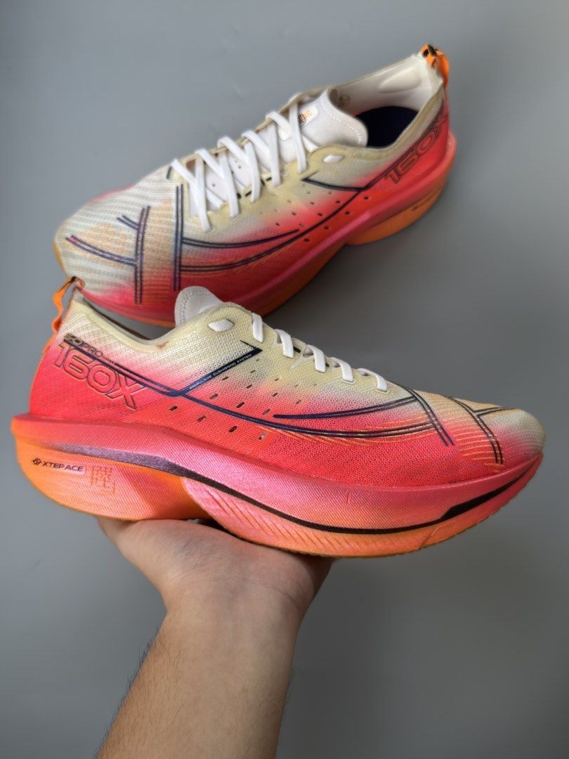 X-TEP 160X 6.0 PRO (Category: Sneakers) located in Legazpi City. Submitted by mr.solelution (Listing ID 1469494780, Image 1). Description: • X-TEP 160X 6.0 PRO ( men ) • SIZE: 9us / 42euro / 27cm • EXCELLENT TO ALMOST NEW CONDITION • CHANGE INSOLE PAD LOCATION: LEGAZPI ALBAY BICOL📍 PLUS SHIPPING FEE 💵.