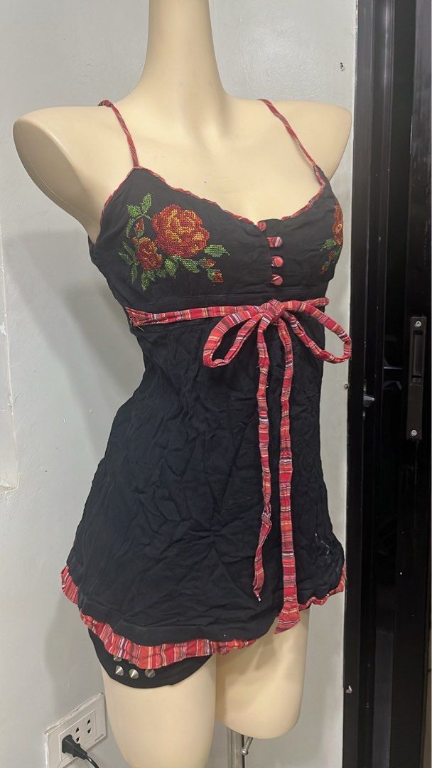 Y2k babydoll layered smocked back top (Category: Sleeveless) located in Caloocan City. Submitted by onlyfromthepast (Listing ID 1469484128, Image 1). Description: 8.5/10 condition Flaws- Last slide 1missing button white stains S-m ✅My bio before purchasing tia💕 ✅ All items are fresh from bales, Pls expect dirt,dust or stains .