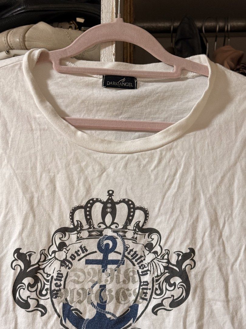 Y2K Dark Angel Top (Category: Shirts) located in Lapu Lapu. Submitted by bzzzzarah (Listing ID 1469561312, Image 3). Description: Dark Angel Top with Blue and Gray Color Wheel. Medium sized. Stretchable. Has a few stains.