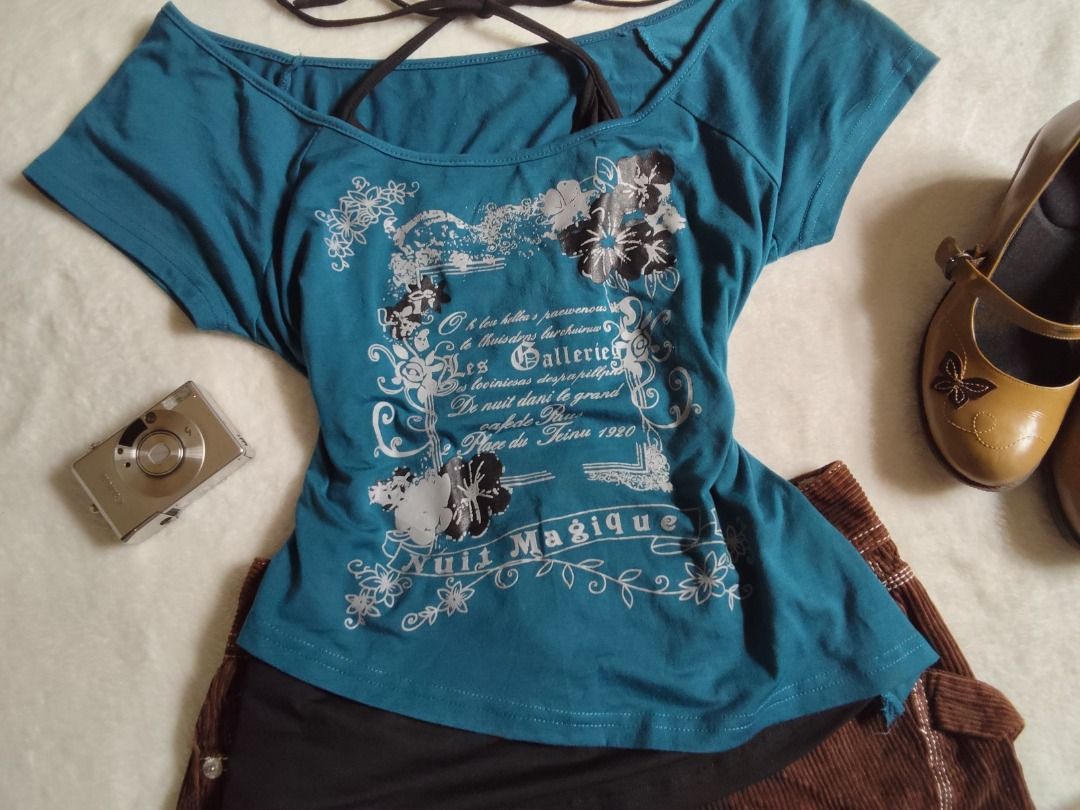 Y2k summer top halter inner (Category: Shirts) located in Andop. Submitted by clovercollectionss (Listing ID 1469551696, Image 2). Description: ˖ ݁♬⋆.˚𝄞 Blue and black summer top Med No flaw ⊱ ─── ⋆⋅ 🍎 ⋅⋆ ─── ⊰ 𖦹🐞Mine: 380 𖦹🐞Steal: 10+ 𖦹🐞 Lock: 450 ────୨ৎ──── .☘︎ ݁˖ Please manage your expectations as all items are thrifted .☘︎ ݁˖ Color may change due to lighting .☘︎ ݁˖ 150 cancellation fee EOB: Thursday 10 pm (10:01 not included).