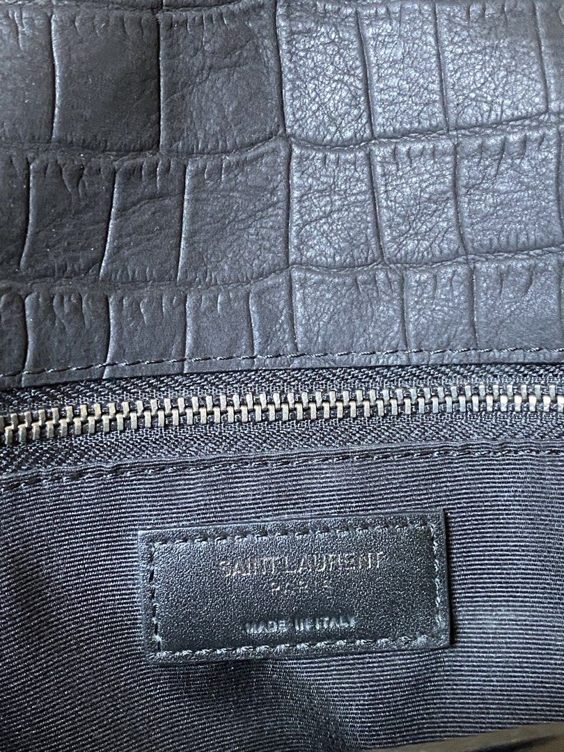 YSL NIKI MEDIUM CROC BLACK HW (Category: Cross-body Bags) located in Lingayen. Submitted by rizzaairtsua6 (Listing ID 1469404091, Image 3). Description: ✅Good condition, minor glazing wear on strap (see last photos)- otherwise no issues. ✅ Black hardware/ gunmetal chain ( can be worn double as shoulder bag or long cross body) ✅Size medium: fits phone, long wallet, small umbrella. .