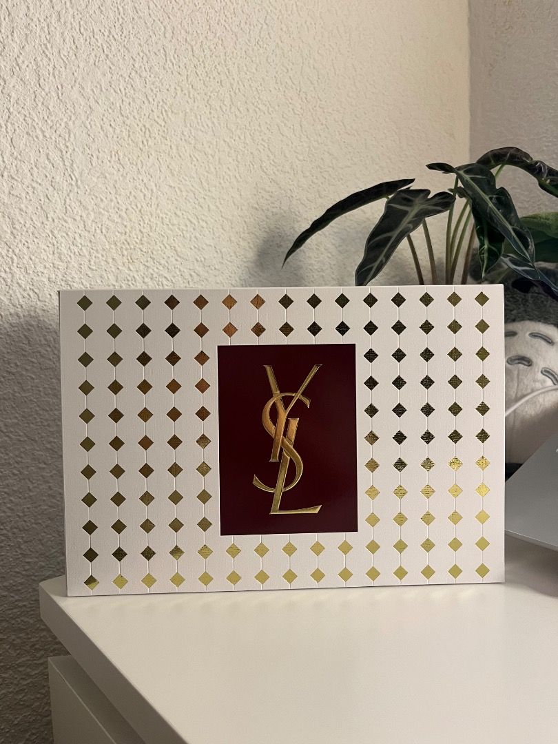 Yves Saint Laurent Libre Eau de Parfum Gift Set (Category: Fragrance & Deodorants) located in Santa Rosa. Submitted by violetmarkeyy (Listing ID 1469567890, Image 3). Description: - 100% Authentic Yves Saint Laurent Libre Gift Set from Germany - Comes in original white gift box - Includes: 1x standard 50ml perfume bottle - Includes: 1x travel-sized mini perfume - Includes: Exclusive YSL Beauté accessory item - Brand new and unused, ideal for gift