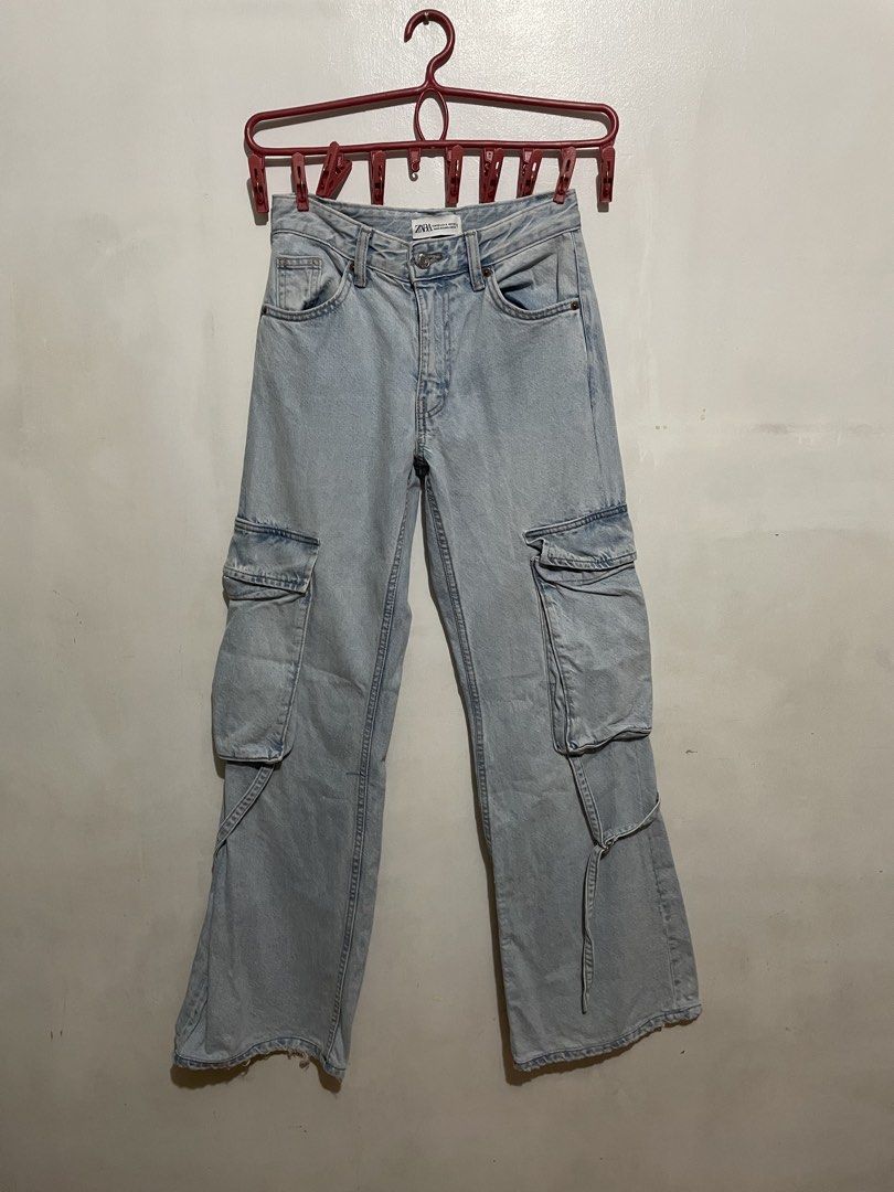 Zara Baggy pants (Category: Jeans) located in Manila. Submitted by jemiruxd (Listing ID 1469455648, Image 1). Description: 28 waist 41 length Baggy pants.