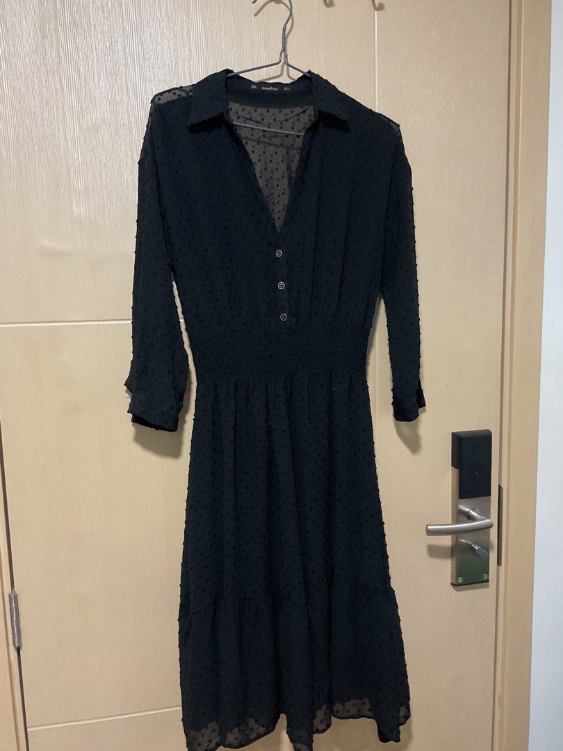 Zara Basic Black Dot Swiss Dress Size S (Category: Dresses) located in Quezon City. Submitted by patriciam.02 (Listing ID 1469496460, Image 1). Description: - Brand: Zara Basic - Size: S (Made in Morocco) - Color: Black with all-over textured dot pattern - Style: Midi dress, lightweight and flowy fabric - Details: V-neckline with 3 front buttons, stretchy smocked waist, and long sleeves with button cuffs.
