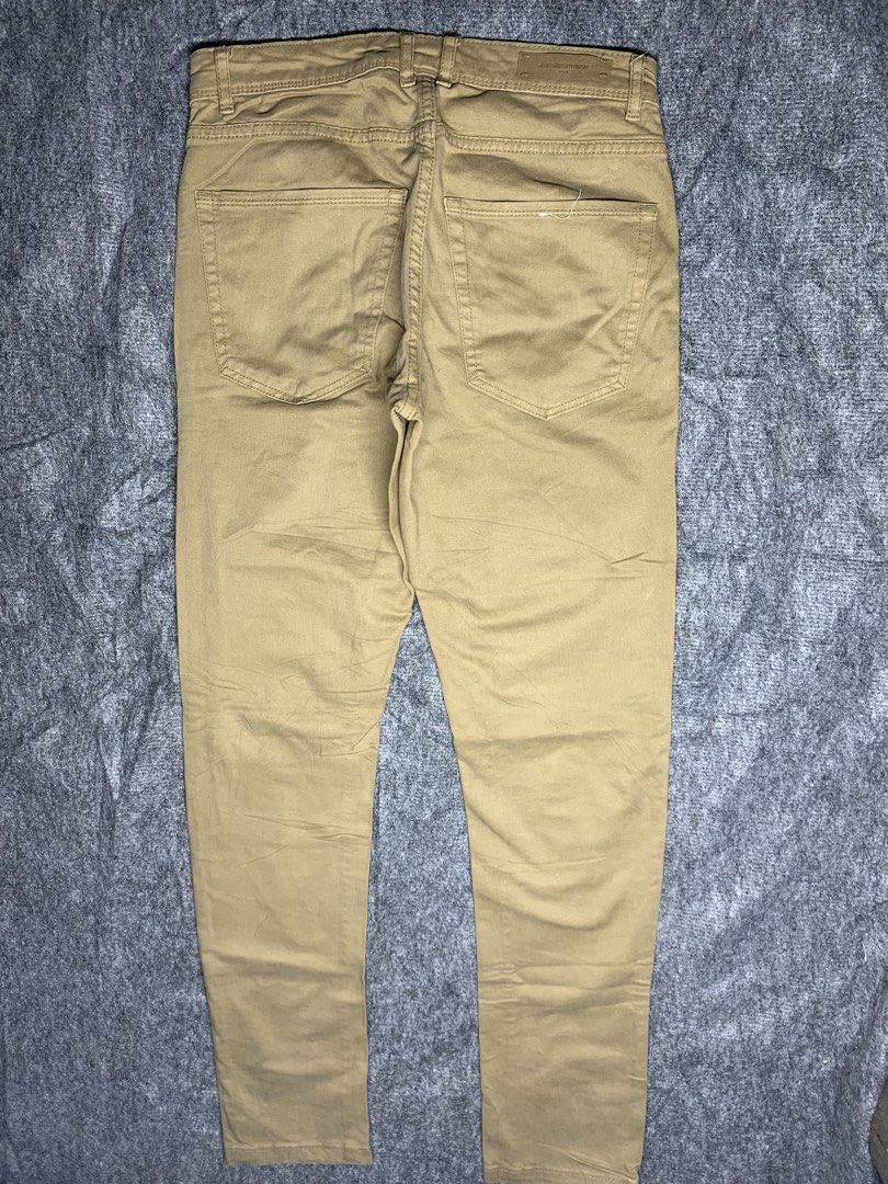 Zara Denim Wear (Category: Jeans) located in Bacolod City. Submitted by ocean_us (Listing ID 1469428341, Image 2). Description: Item: Zara Denim Wear _____________________________ Slim Fit Details: ▪️Size - W29 ▪️Dimes - 29 x 40 ▪️Hem - 5.5 ▪️Complete Tags ▪️Excellent ▪️No Issue Pm, Thanks ✅We ship Nationwide via Jnt Express ✅We do video call for assurance 📍Bacolod City Negros Occidental.