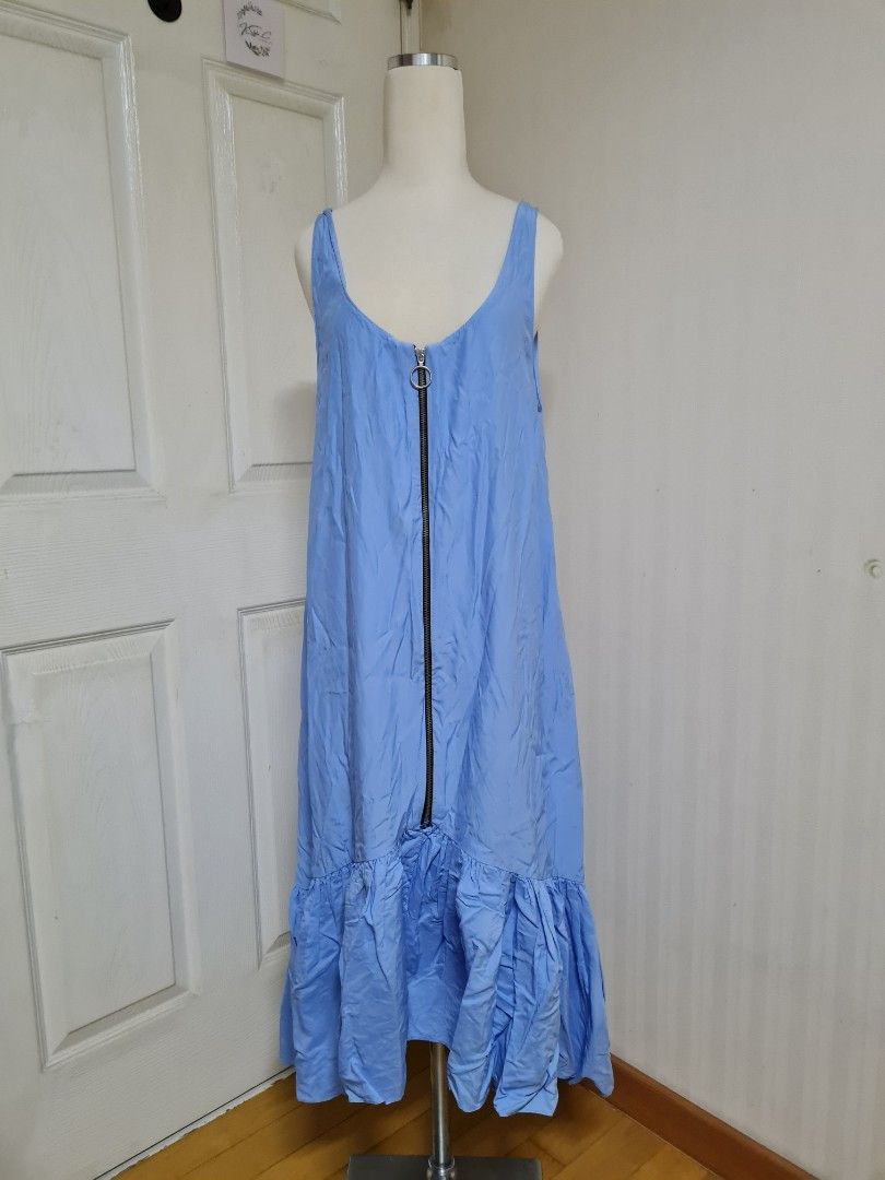 Zara Dress (Category: Dresses) located in Baguio. Submitted by k_style_co_preloved (Listing ID 1469409430, Image 3). Description: ON SALE! SALE! SALE! 🎉 ✨ SALE GUIDELINES ✨ 📌 Fixed Price Only – All sale items are offered at their final prices. No haggling or further negotiations, please. ❤️ 📏 Flat-Lay Measurements: 🔎 Flaws/Remarks: Authentic zara 💯. Preloved im good condition 9/10 💸 PAYMENT METHOD: bank transfer, gcash 📦 SHIPPING: Via J&T 