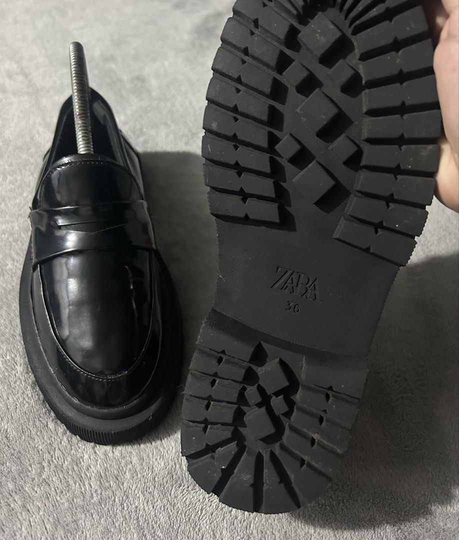 Zara loafers (Category: Loafers) located in Quezon City. Submitted by findsbyme_ (Listing ID 1469473650, Image 3). Description: .