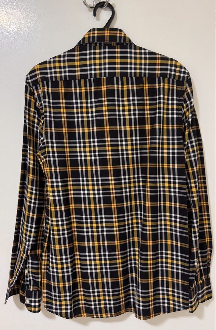 Zara Men's Plaid Button-Down Mens Long sleeves Size Medium (Category: Formal Shirts) located in Mandaluyong City. Submitted by axos723 (Listing ID 1469521473, Image 2). Description: ➡️Please read item description carefully below (click read more 👇) ➡️Item is AVAILABLE ➡️Guaranteed 💯 %Authentic ➡️1-Day Reservation only ➡️First to pay gets the item ➡️For SURE BUYERS only please. -Price: P 680+SF -Brand: Zara -Size: Medium (Regular Fit) -Approx Di