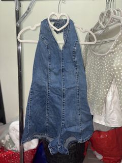 (Category: ) located in . Submitted by clothesaholicbykuwomi (Listing ID 1469490159, Image 1). Description: .