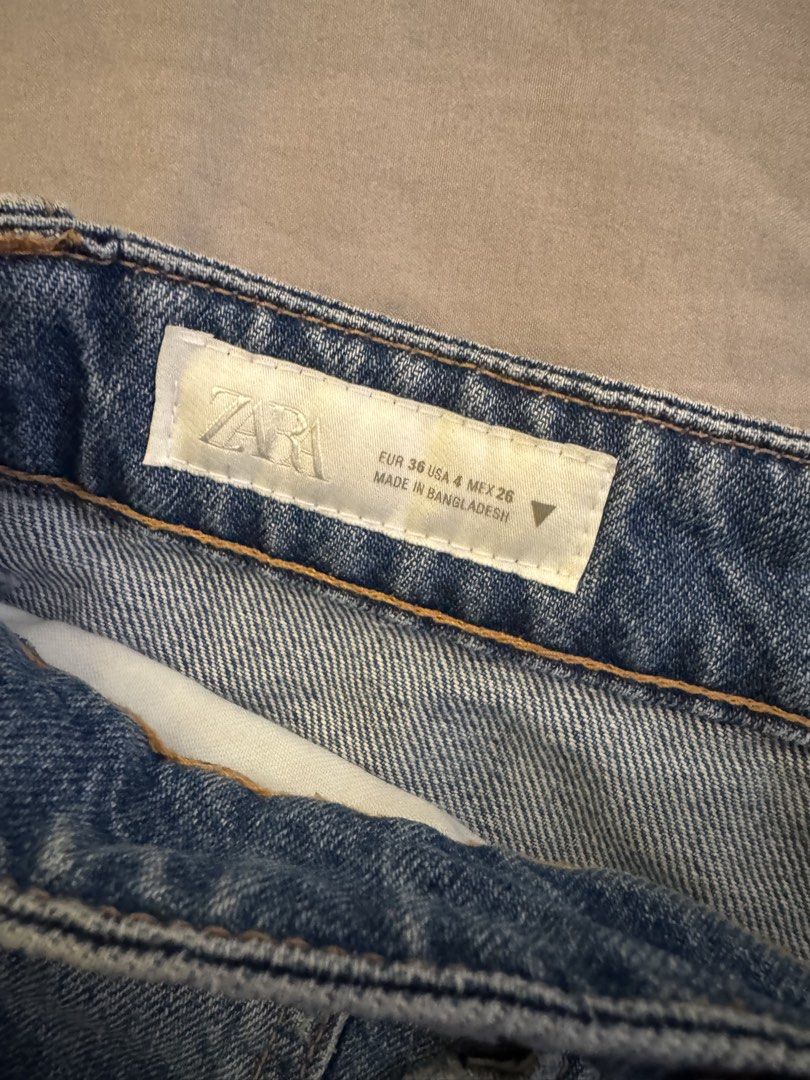Zara shorts (Category: Shorts) located in Pasig City. Submitted by katsud0oon (Listing ID 1469442752, Image 3). Description: Used twice only. .