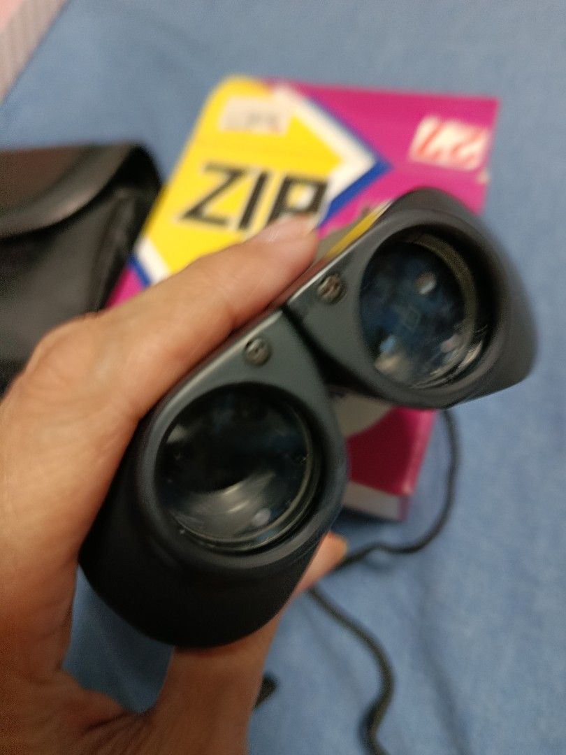 Zip Binoculars 8-30x25 (Category: Other Photography Accessories) located in Quezon City. Submitted by kristal68 (Listing ID 1469494599, Image 2). Description: for bird watching.