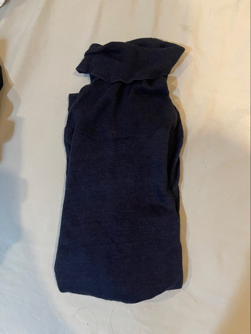 100% linen turtleneck (Category: Longsleeves) located in Quezon City. Submitted by booktt (Listing ID 1469716607, Image 2). Description: medium cut tag.