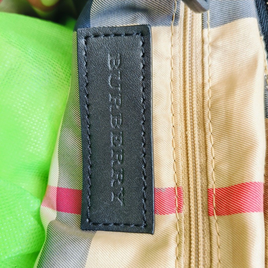 100% ORIGINAL Money back Guarantee!! (Category: Beach Bags) located in Mexico. Submitted by indaymurayta888 (Listing ID 1469748148, Image 3). Description: 100% ORIGINAL / AUTHENTIC Money back Guarantee if proven Fake!! Price 7,800 💯Japan Preloved ✅Excellent Condition 🍀 Rank A Rate 9 ✅Shipping Nationwide/ International 📌For Order and Inquirers Please Message Us Directly 📱09649977820 📌Kindly check the photos bellow upon Ordering for your refer