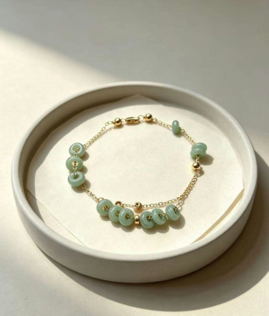 10k jade neckalace and bracelet (Category: Necklaces) located in Antipolo. Submitted by goldjewelry_88 (Listing ID 1469622718, Image 3). Description: 10k jade ( for lifetime use) Not pawnable necklace 3,000 pesos bracelet 2,500 and 2,800.