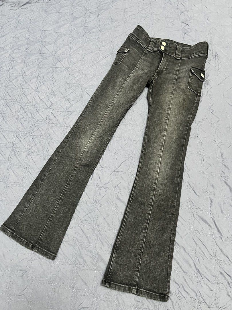 140 (10-11yo) H&M bootcut leg - adjustable waist (Category: Babies & Kids Fashion) located in Paranaque City. Submitted by regina_sy (Listing ID 1469582708, Image 1). Description: NO issue MOP: GCASH J&T Express delivery (SF c/o BUYER) NO WW photo 📍MNL.