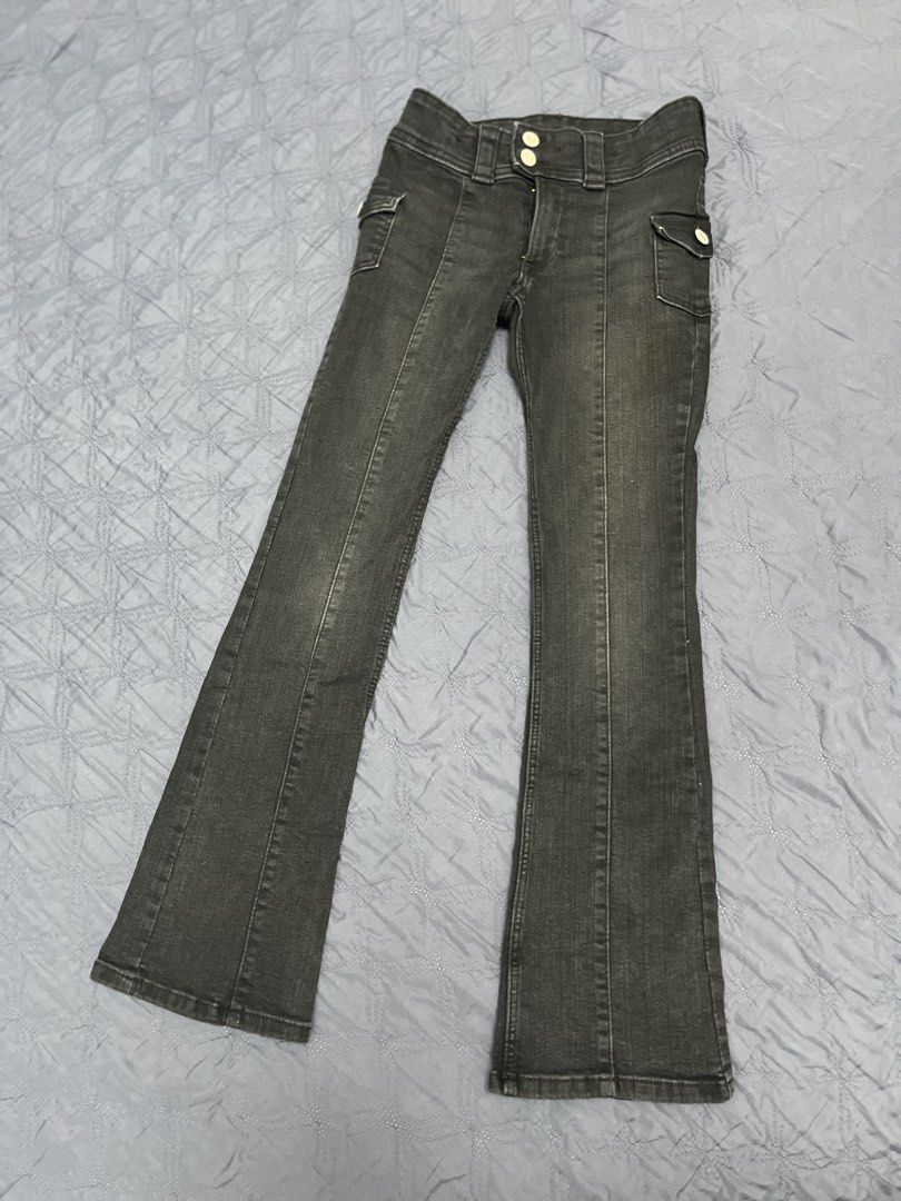 140 (10-11yo) H&M bootcut leg - adjustable waist (Category: Babies & Kids Fashion) located in Paranaque City. Submitted by regina_sy (Listing ID 1469582708, Image 2). Description: NO issue MOP: GCASH J&T Express delivery (SF c/o BUYER) NO WW photo 📍MNL.