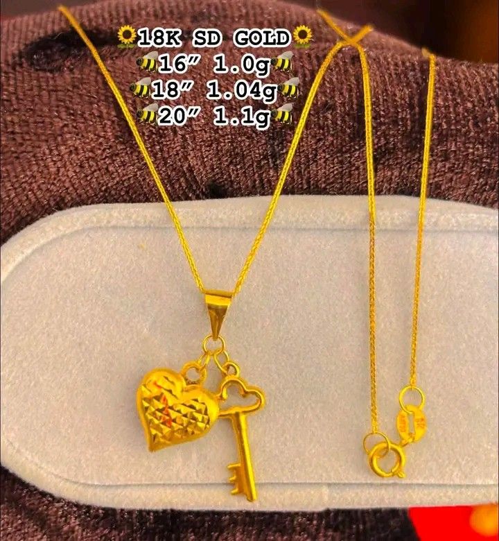 18k real Saudi gold (Category: Jewelry) located in Dinagat. Submitted by alik_02 (Listing ID 1469601758, Image 1). Description: .