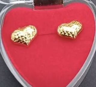 (Category: ) located in . Submitted by vintageaccessories (Listing ID 1469585790, Image 1). Description: .