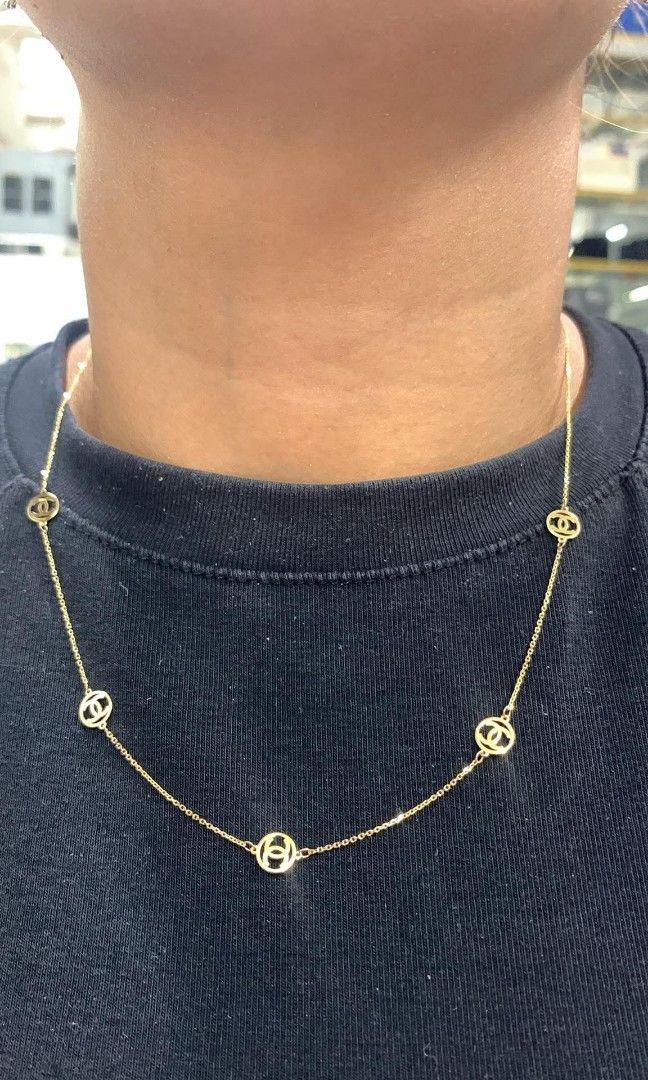 18k saudi gold necklace (Category: Necklaces) located in Antipolo. Submitted by goldjewelry_88 (Listing ID 1469622220, Image 2). Description: 18k saudi gold pawnable ready to ship shipping fee 300 or lalamove 1.6g 16 inches.