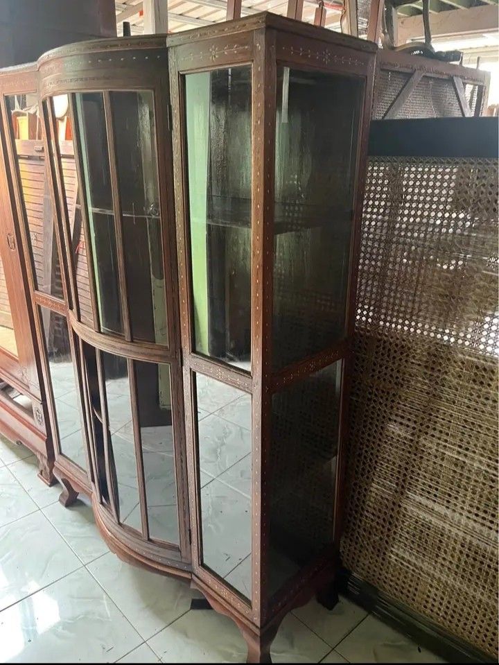 1920's Platera narra (Category: Shelves, Cabinets & Racks) located in Manila. Submitted by carmelites36250 (Listing ID 1469595253, Image 3). Description: Pre-war Buntis Platera ❤❤❤ Solid narra bone inlaid ✅✅ fully Refurbish/ Full restored ✅ Pm me ☎☎☎☎ Price-24,500 Only #forsale.