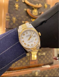 (Category: ) located in . Submitted by redrabbitluxury_singpore (Listing ID 1469657567, Image 1). Description: .
