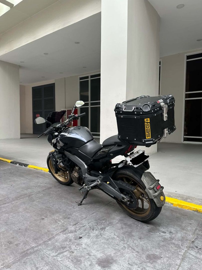 2020 Kawasaki Dominar (Category: Motorbikes for Sale) located in Manila. Submitted by john3103 (Listing ID 1469702541, Image 3). Description: Kawasaki Dominar 112k negotiable Complete Original ORCR Registered until June 2027 25k odo 2 Keys 2 pc Dual Contact LED Quad pod MDL Crash guard Top Box Stock side mirrors Akrapovic slip on with thermal wrap With Casa receipt With LTO plate All lights working All buttons working No issues/Gas and Go UNLI CH